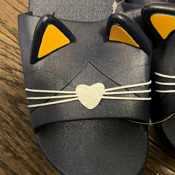 NWT - Hello Home Whispers Cat Ear Slides Large 40-41 - Picture 3 of 6